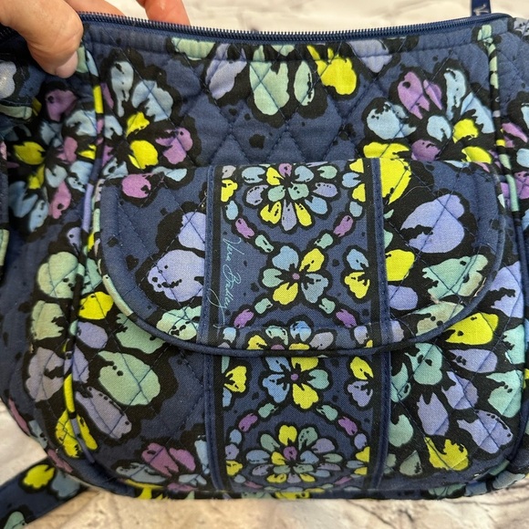Vera Bradley Indigo Pop Quilted Cotton Crossbody Excellent Pre-Owned Condition - Picture 10 of 16